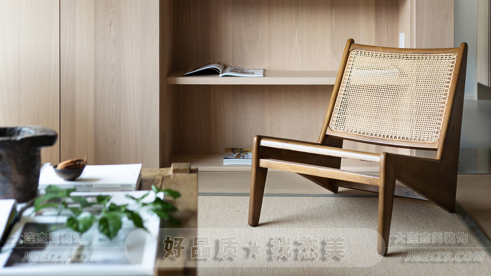 大連裝修潮流趨勢之原木簡約設計案例1.png